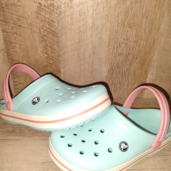 Crocs Blue/Pink - Picture 4 of 7